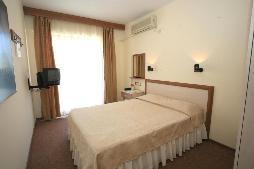 Saturn Hotel Kusadası Cameră foto