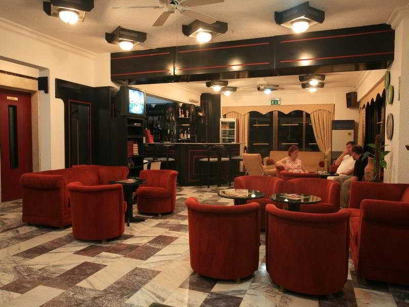 Saturn Hotel Kusadası Exterior foto